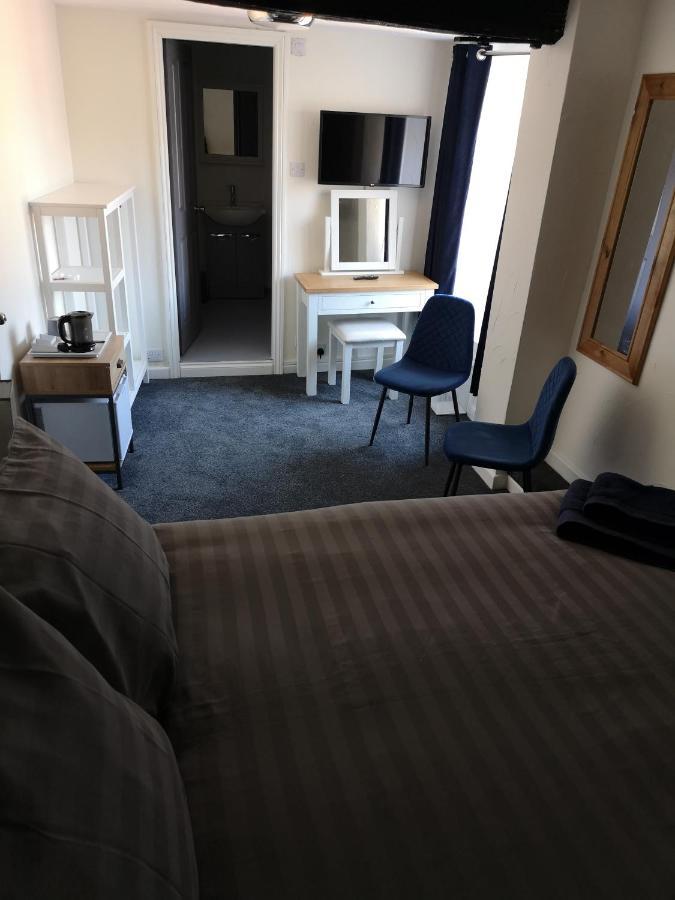 Red Lion Rooms - Self Check In Dalton-in-Furness Eksteriør billede